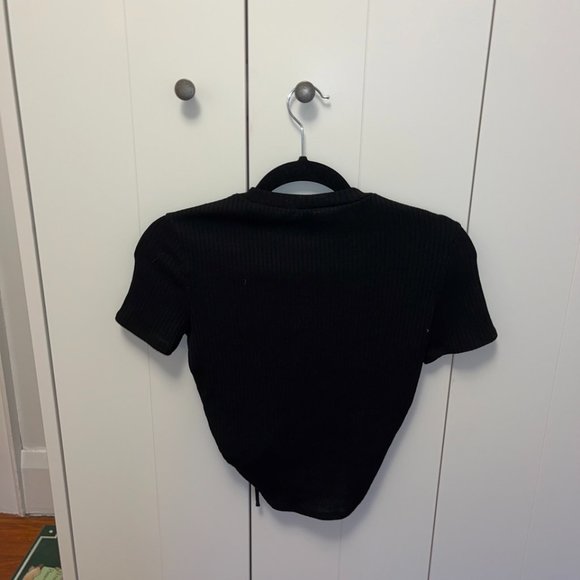 H&M Ruched Tie Cropped T-Shirt - Picture 4 of 4